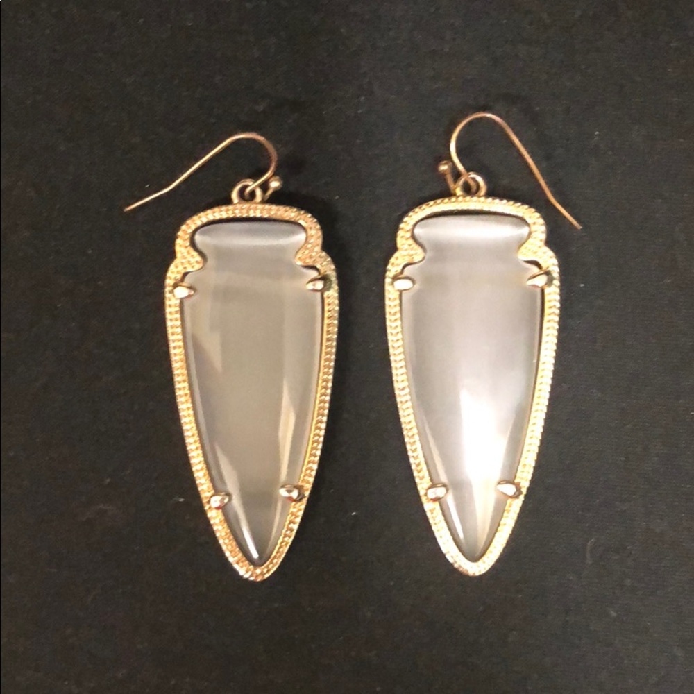 Kendra Scott Arrow Earrings